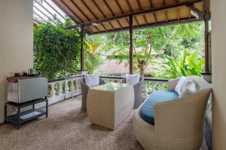 White Lotus Oasis Hotel อูบุด ภายนอก รูปภาพ