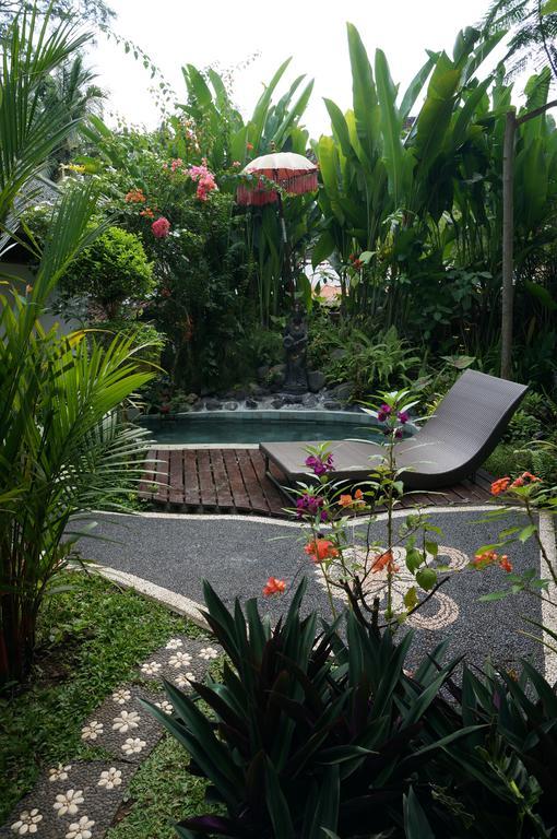 White Lotus Oasis Hotel อูบุด ภายนอก รูปภาพ